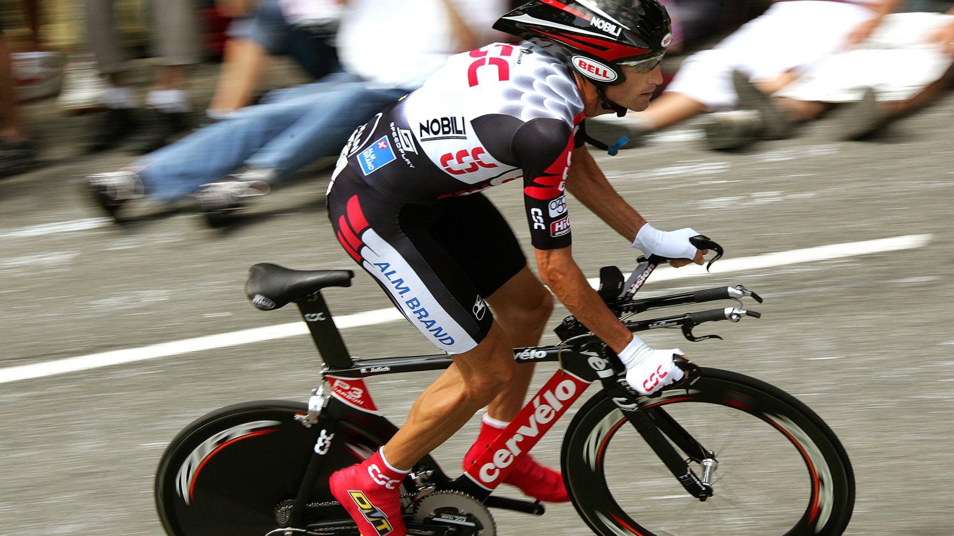 波特32分篮网终迎赛季首胜！托马斯毒瘤属性暴露？替补席表情扎心